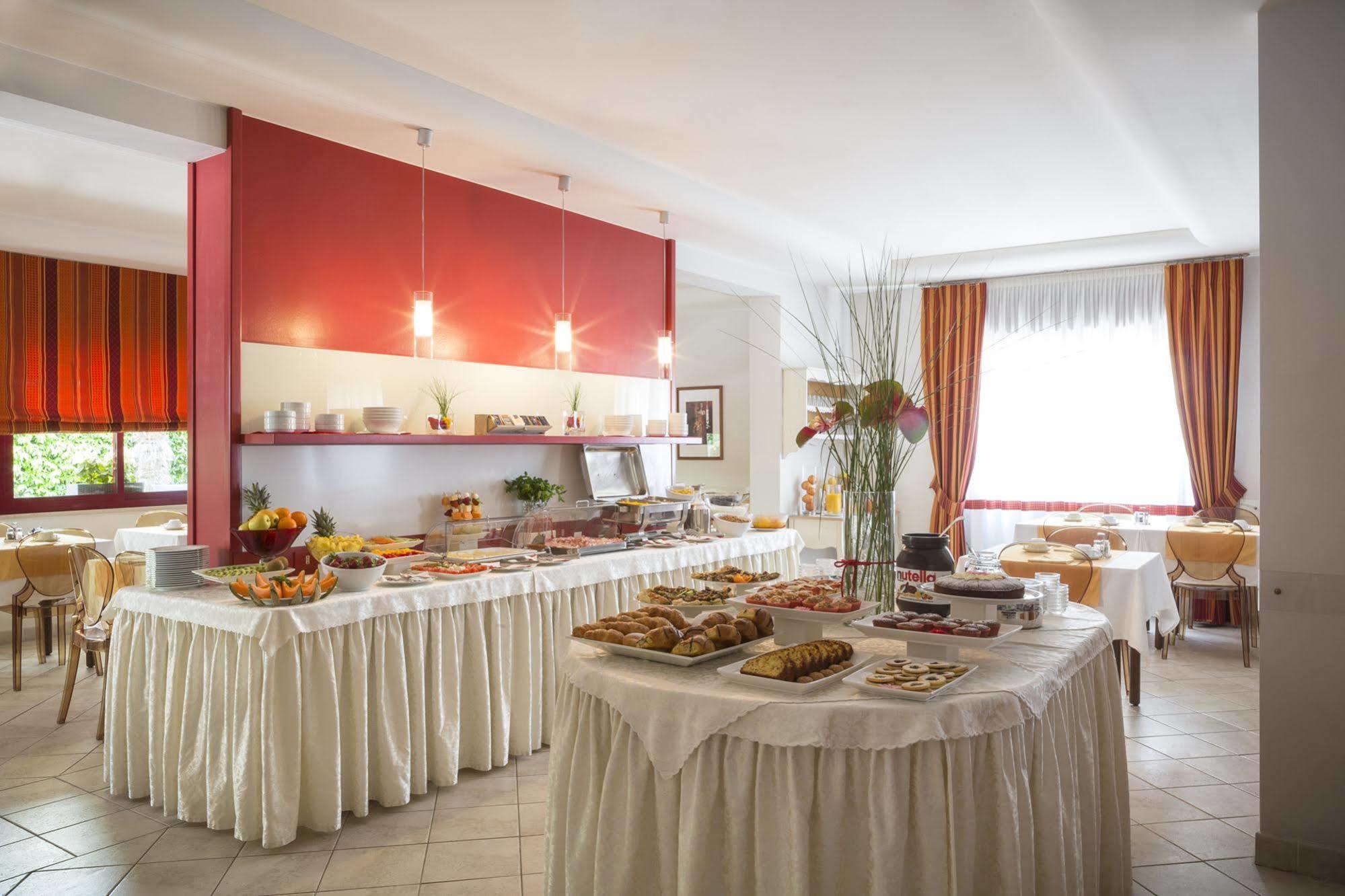 Hotel Imperia Lido di Jesolo Eksteriør billede