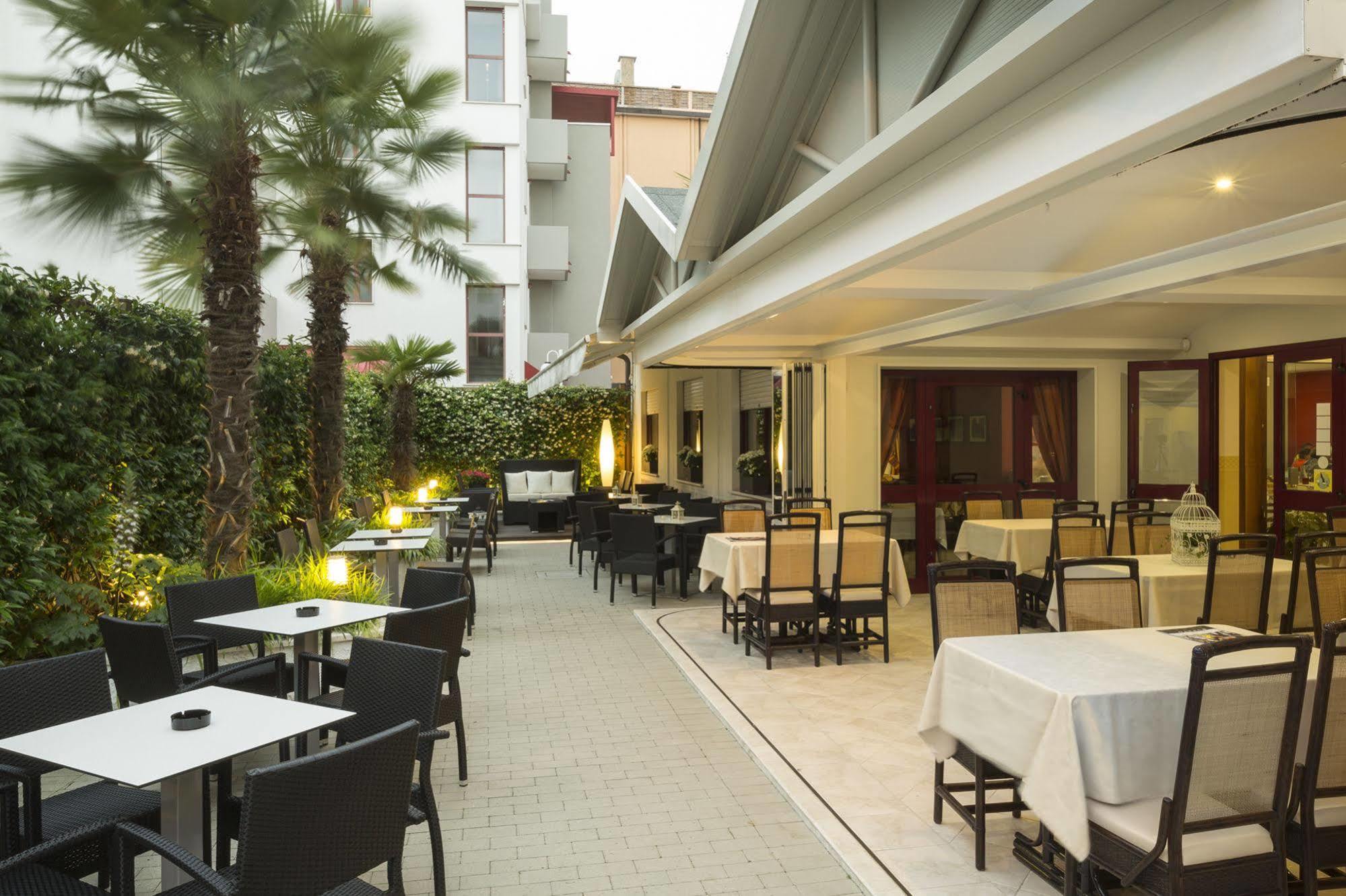 Hotel Imperia Lido di Jesolo Eksteriør billede