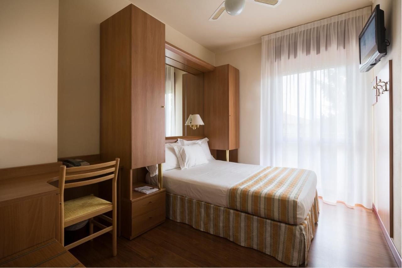 Hotel Imperia Lido di Jesolo Eksteriør billede